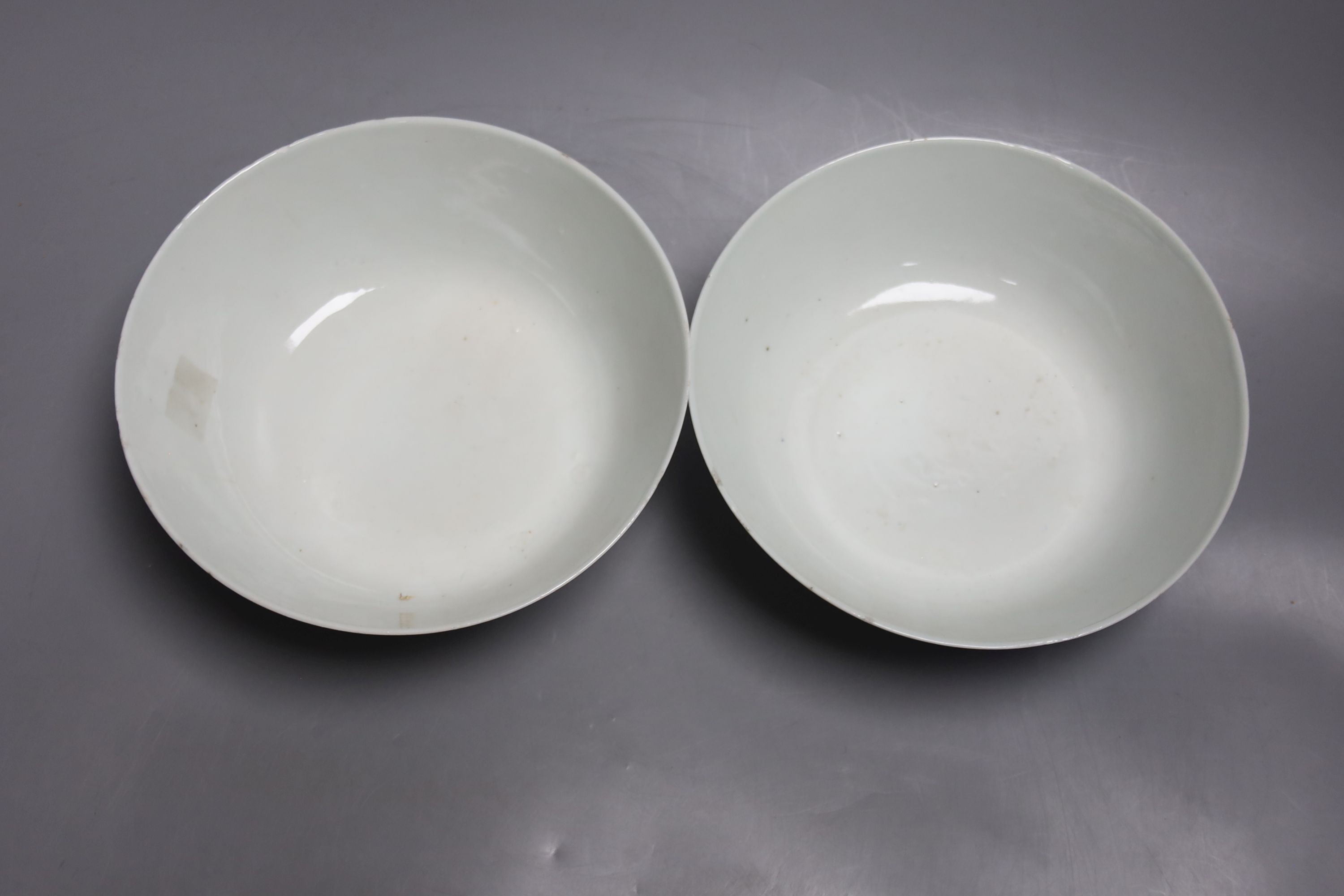 A pair of Chinese blue and white bowls, late 19th / early 20th century, 7in. - a.f.